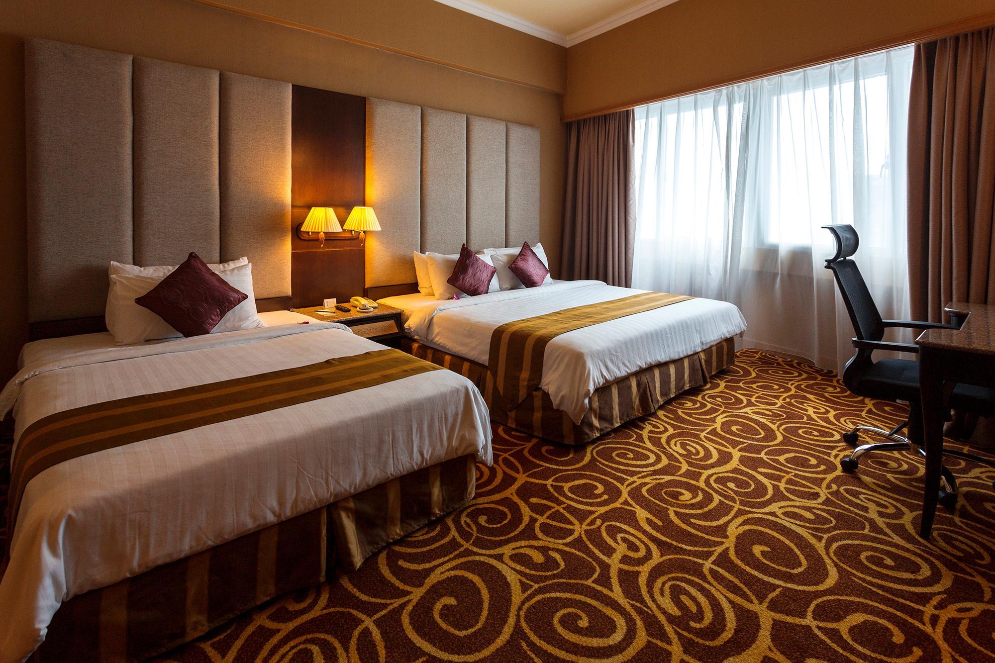 Mega Hotel Sdn Bhd Miri Dış mekan fotoğraf