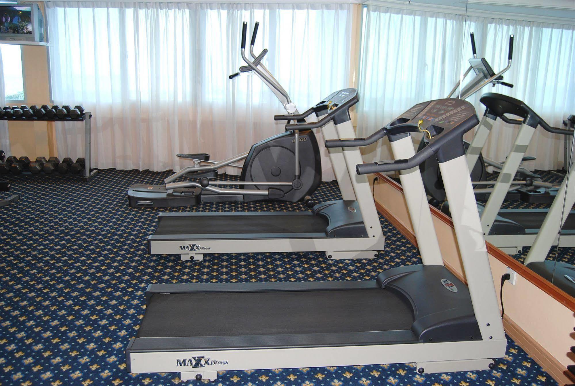 Mega Hotel Sdn Bhd Miri Dış mekan fotoğraf