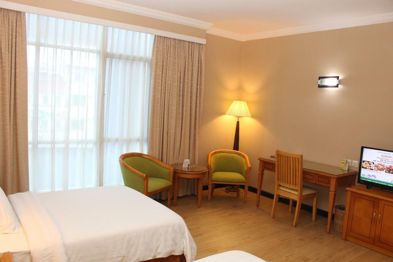 Mega Hotel Sdn Bhd Miri Dış mekan fotoğraf